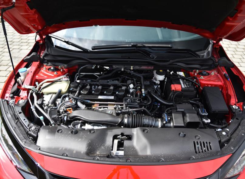 动力好省油耐用操控好的家用车suv,最省油的紧凑级家用轿车试驾