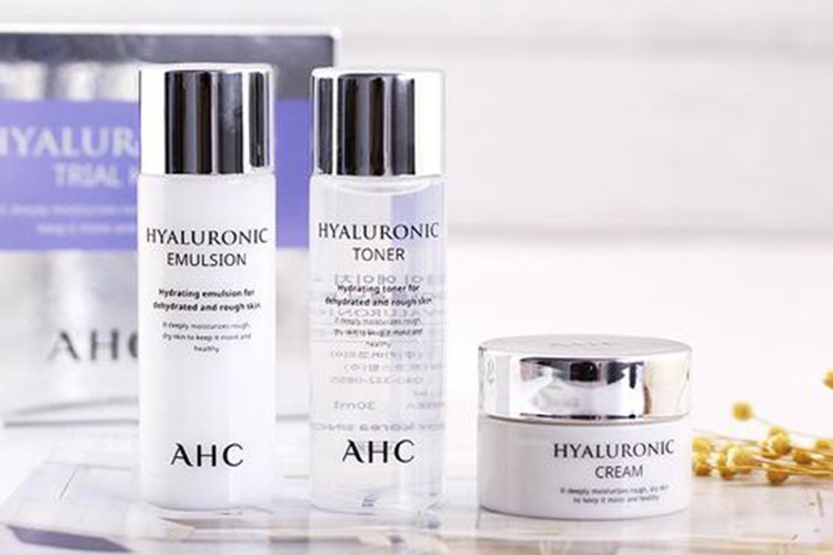 护肤品买得多不如买得对,护肤品买贵的还是平价的