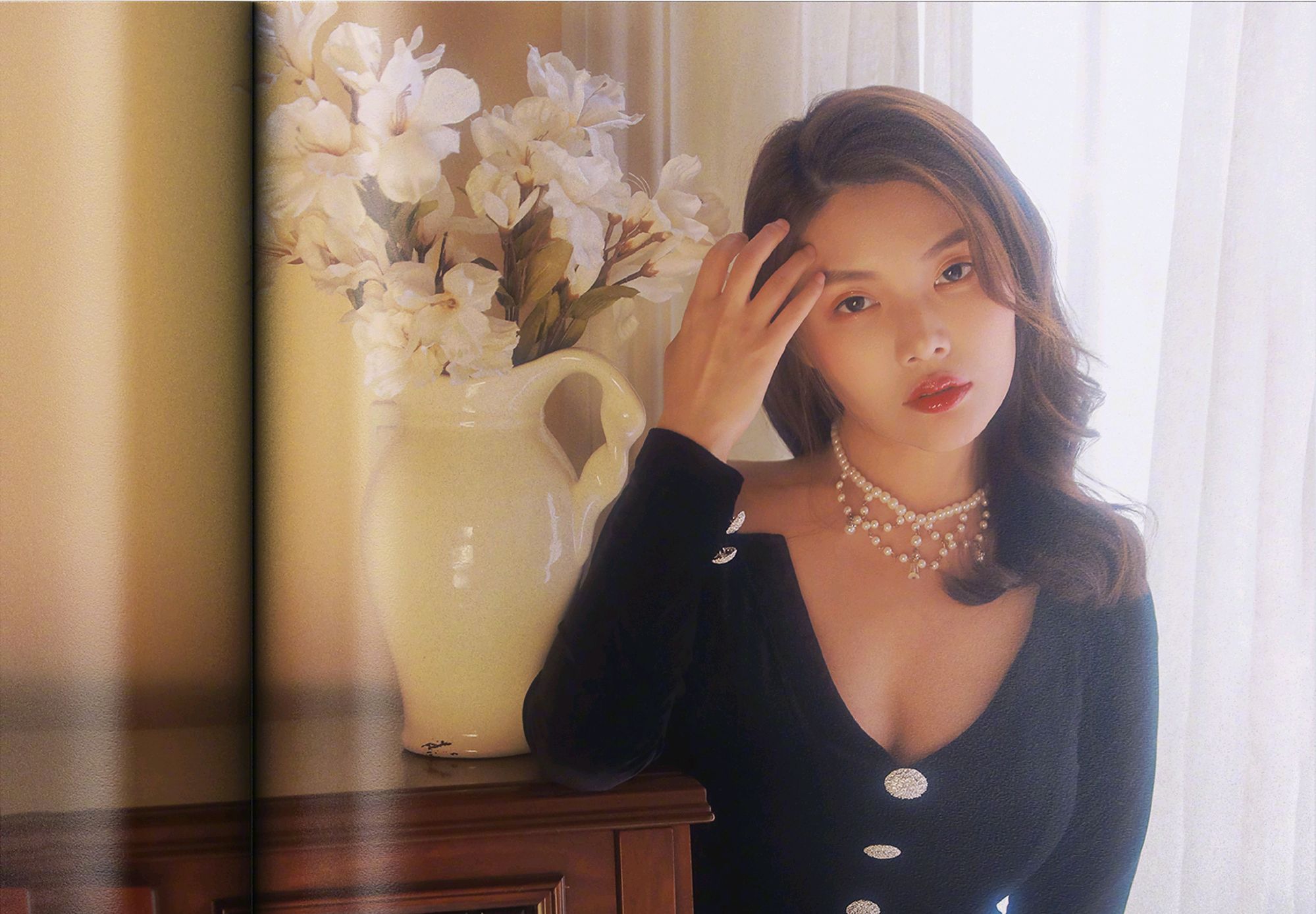 徐冬冬阔腿裤,徐冬冬黑色紧身衣搭配