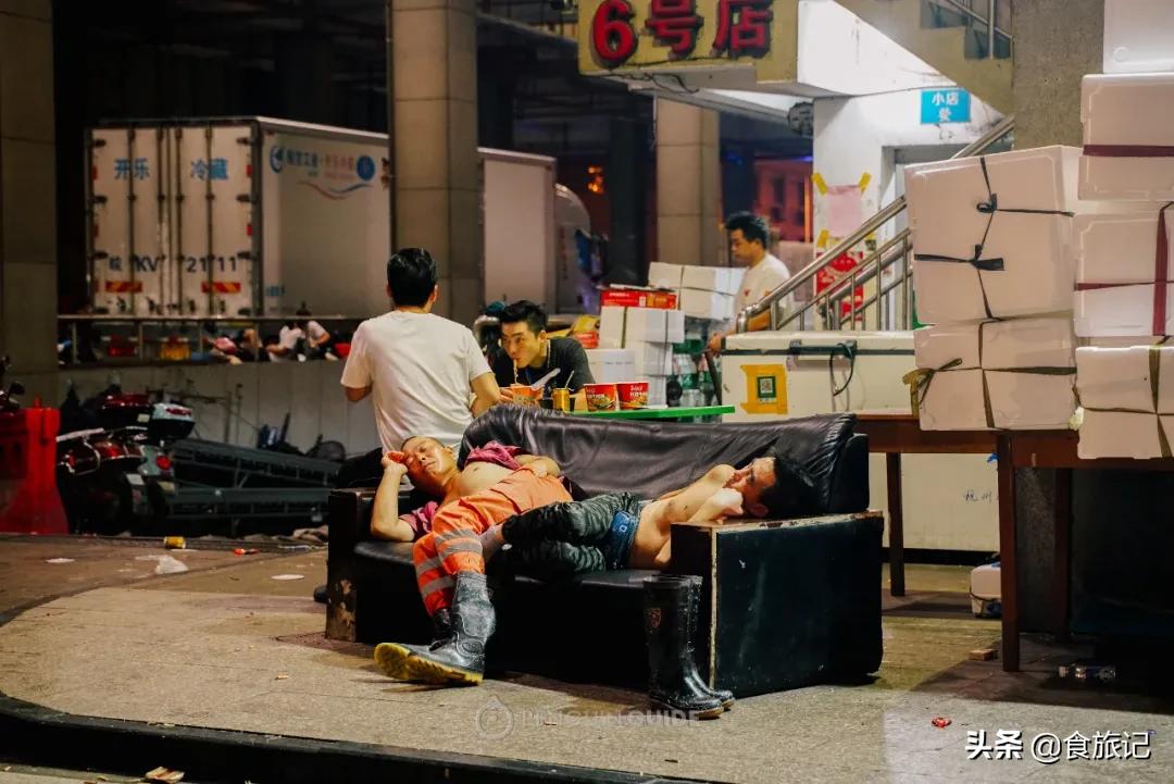 南京最大的水产批发市场在哪里,全国最大的海鲜水产批发市场