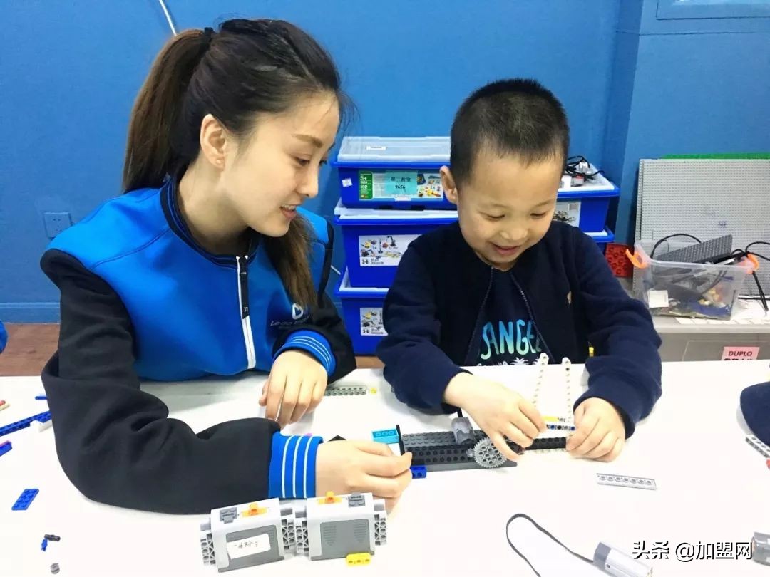 乐博少儿机器人编程,少儿编程机器人启程