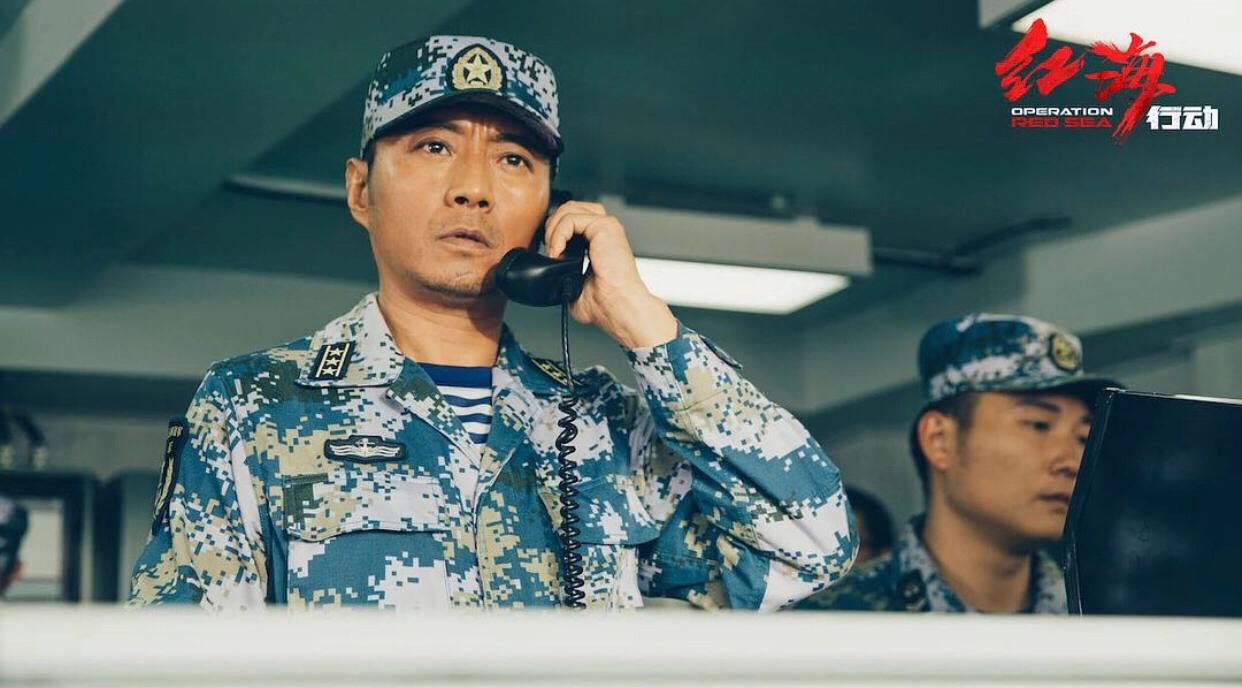 值得熬夜看完的四部战争片,值得一看的三部战争片推荐