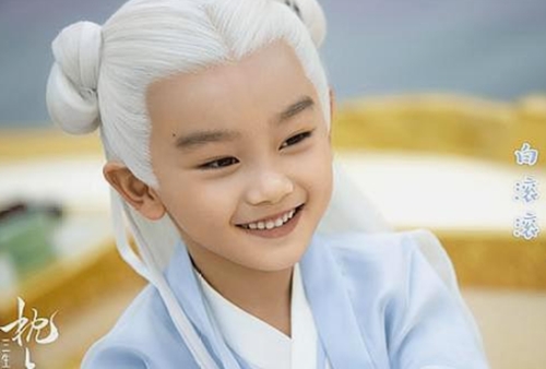 三生三世十里桃花阿离白滚滚真身,三生三世阿离和滚滚是什么关系