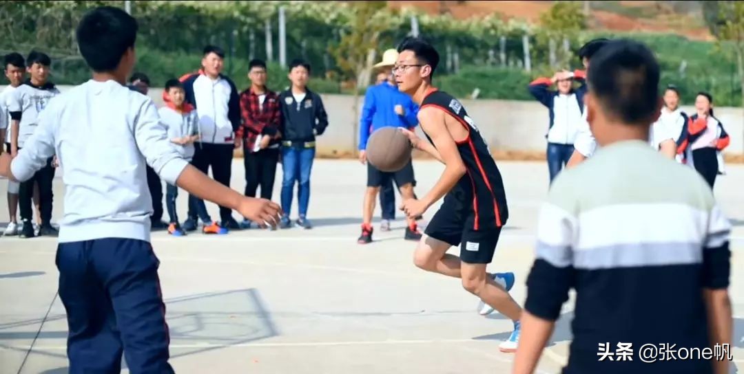 红河黄冈实验学校最近的视频,红河黄冈实验学校能走读吗