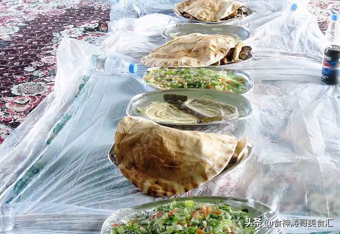 沙特家庭的一日三餐，营养过剩导致胖人太多，无奈宣布减肥换黄金