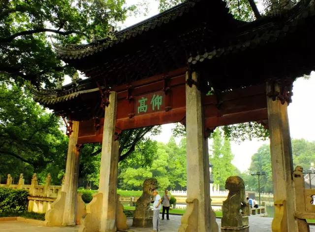 这才是上海最好的牛肉面,近期上海最牛的区