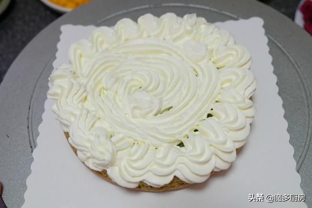 不加蛋糕胚的水果奶油蛋糕做法,8寸戚风奶油蛋糕做法不塌陷