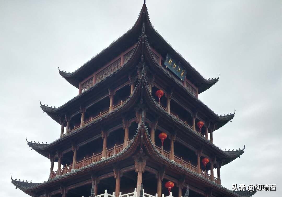 防腐木油漆褪色用什么恢复,木制品怎样防腐处理