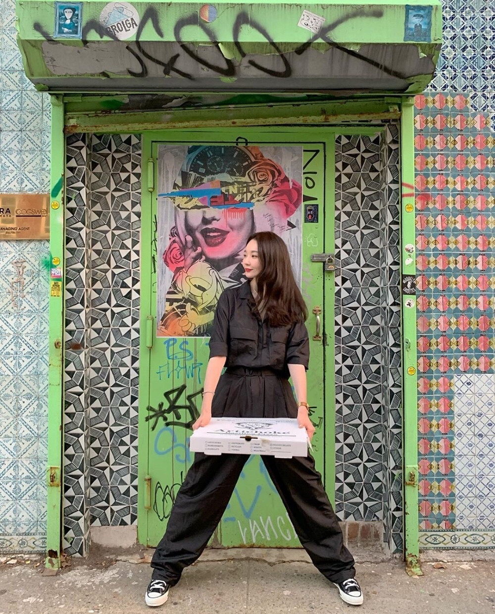 “女版王思聪”姜敏京，韩国富贵花歌手，穿搭是白富美的标榜