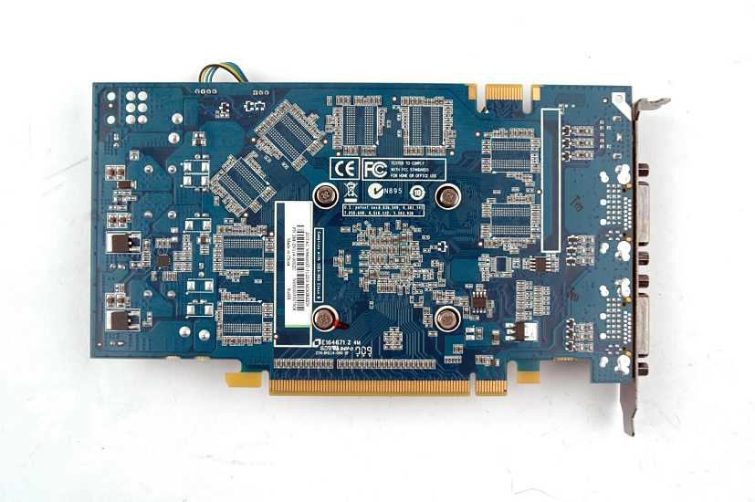 用什么软件能测试显卡的好坏,显卡型号完全看不懂