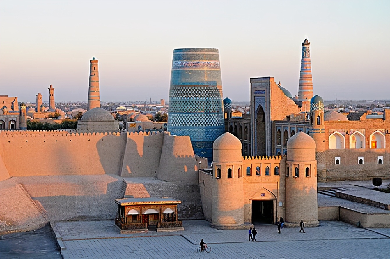 外国国名中的斯坦是啥意思啊,为什么有些国家名字里有斯坦