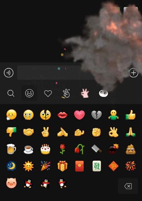 微信出风头，QQ很寂寞