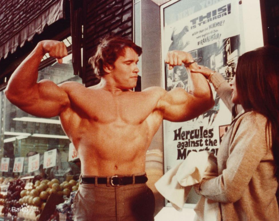 卧推480斤,世界第一拳击猛男