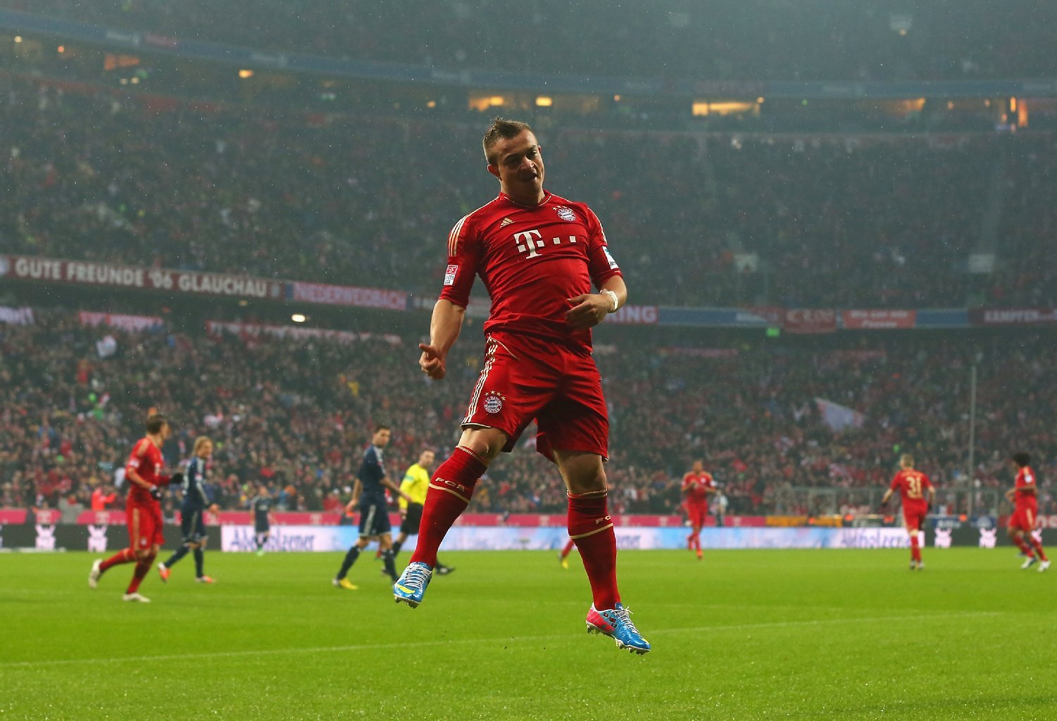 欧冠重新抽签出炉巴黎大战皇马,欧冠抽签旧将回家