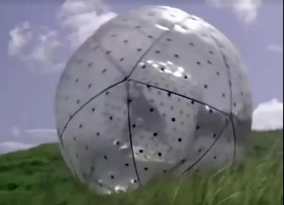 流浪地球中的小破球是什么,流浪地球弹射效应