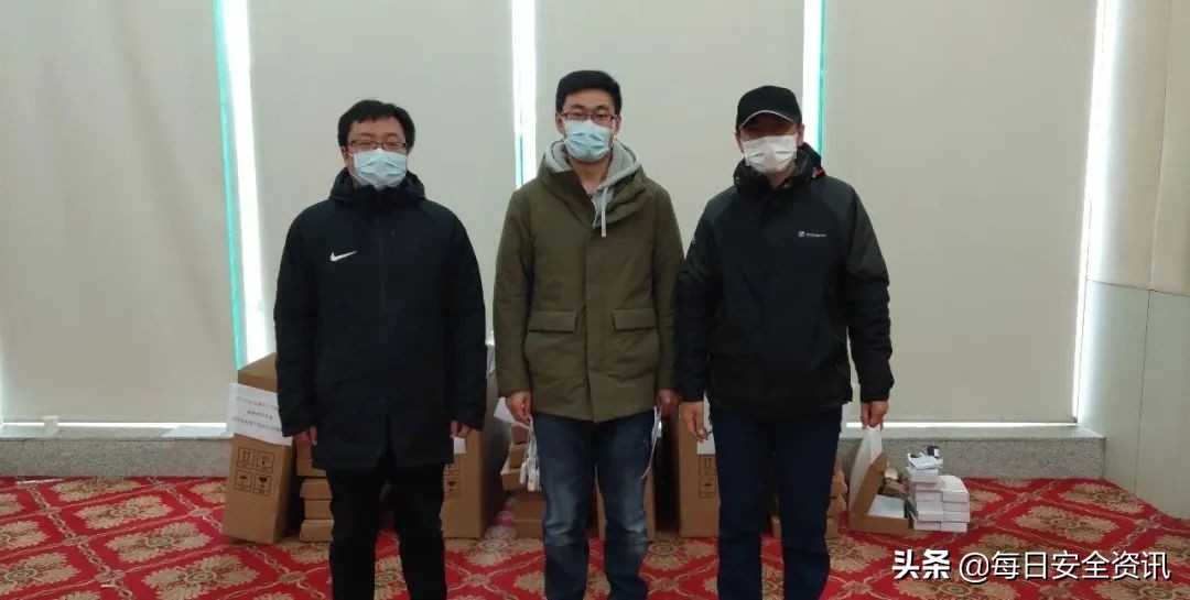 平生一宝剑留赠结交人翻译,平生一宝剑留赠结交人