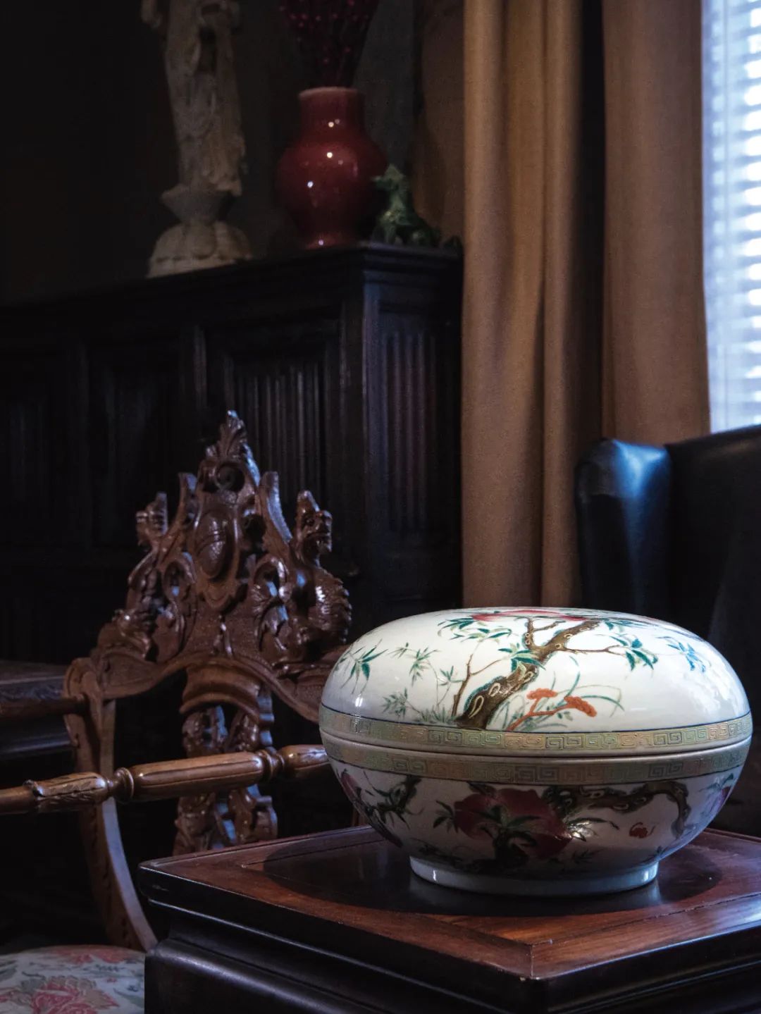 明中期瓷器拍卖价格,最贵明代瓷器拍卖