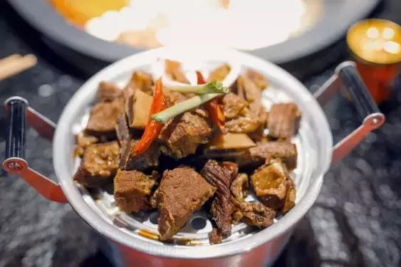 西安小寨网红牛排火锅,成都建设路牛排火锅