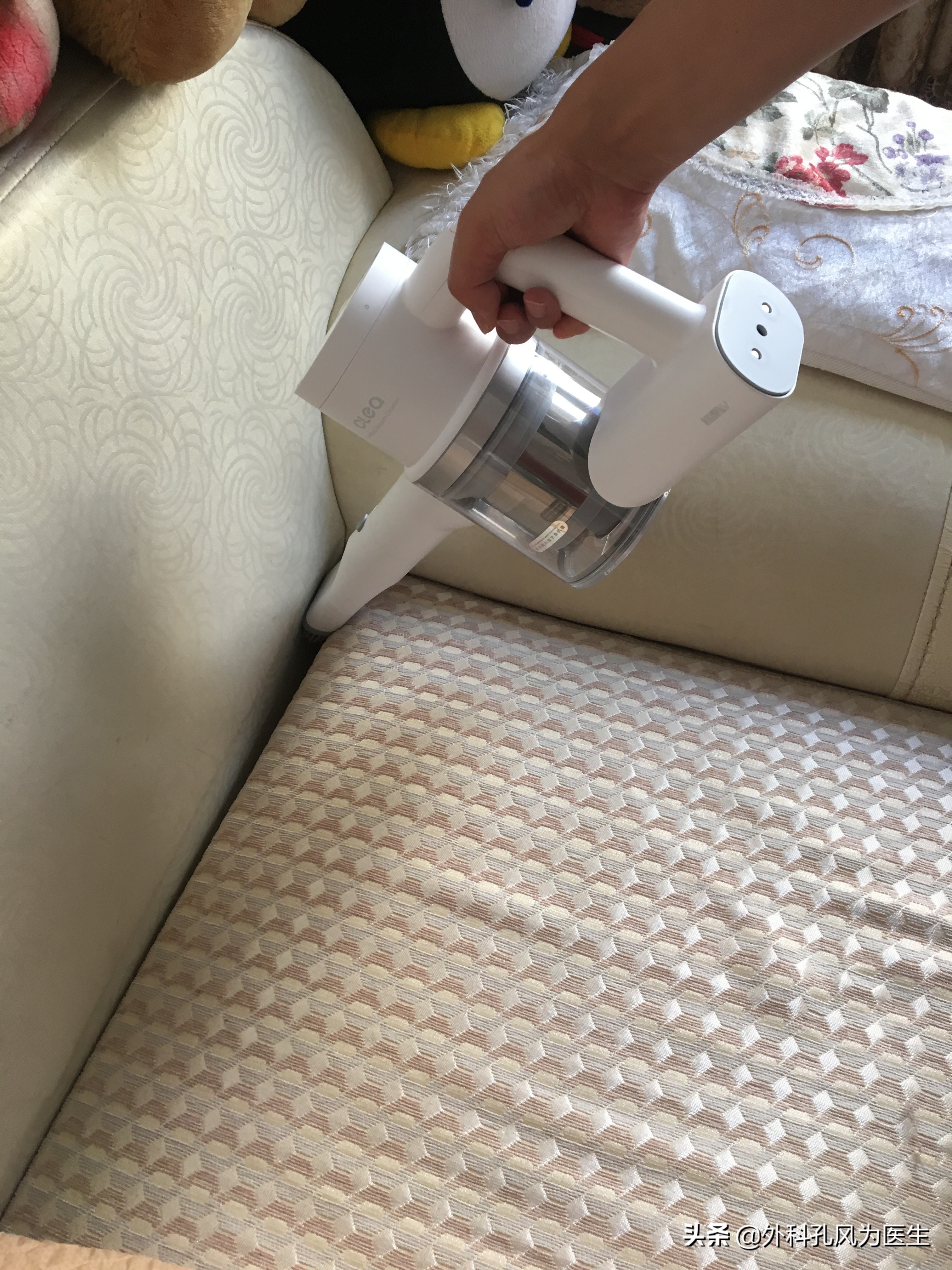 普通吸尘器真实使用感受差评,吸尘器评测小视频