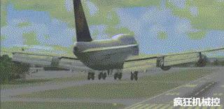 飞机降落如何对准跑道中线,飞机降落时如何精准对准中线