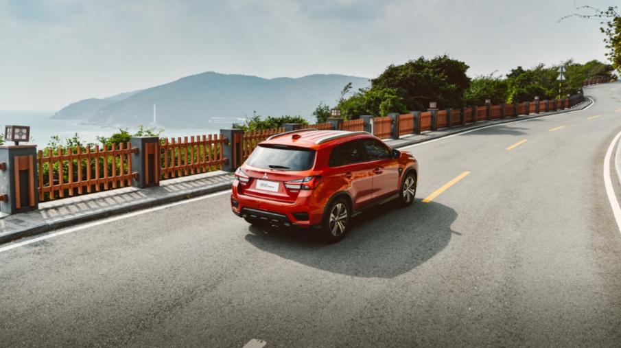 劲炫试驾,广汽三菱新劲炫玩转冰雪