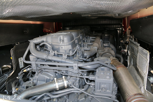 公路之王斯堪尼亚s500,斯堪尼亚s500跑高速视频