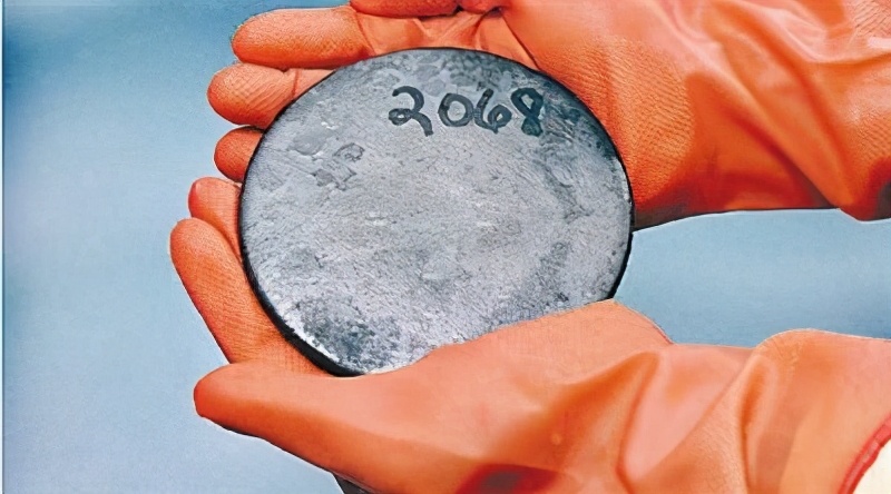 铀能从自然界直接获得吗,能提炼铀为什么不能分解铀