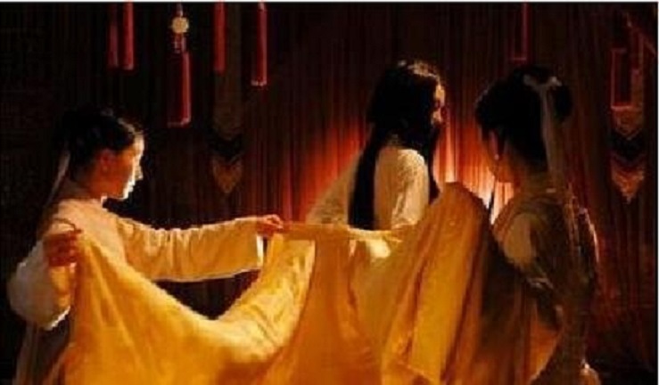 奇闻：女子穿连裆裤，缘起西汉十五岁的太皇太后