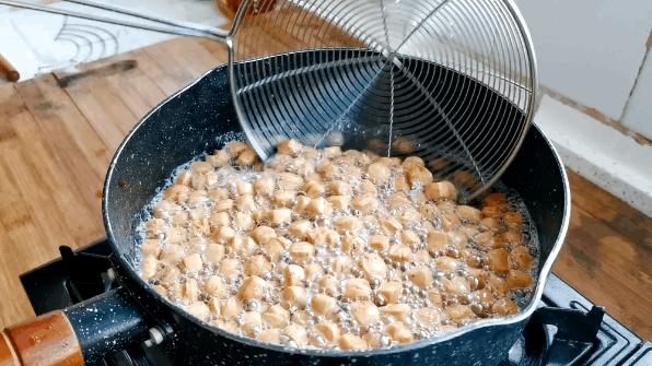 炒棋子豆怎么做好吃,棋子豆怎么做又酥又香又好吃