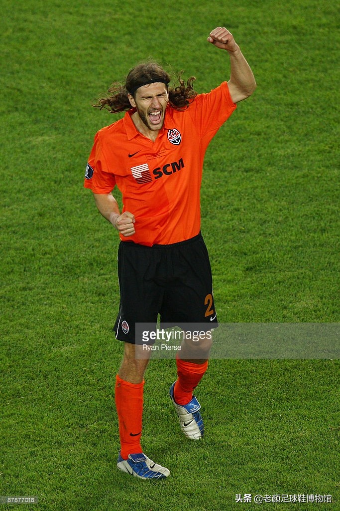 马竞前锋微商处购买厂货球鞋作秀，欧美球星居然还自己掏钱买球鞋