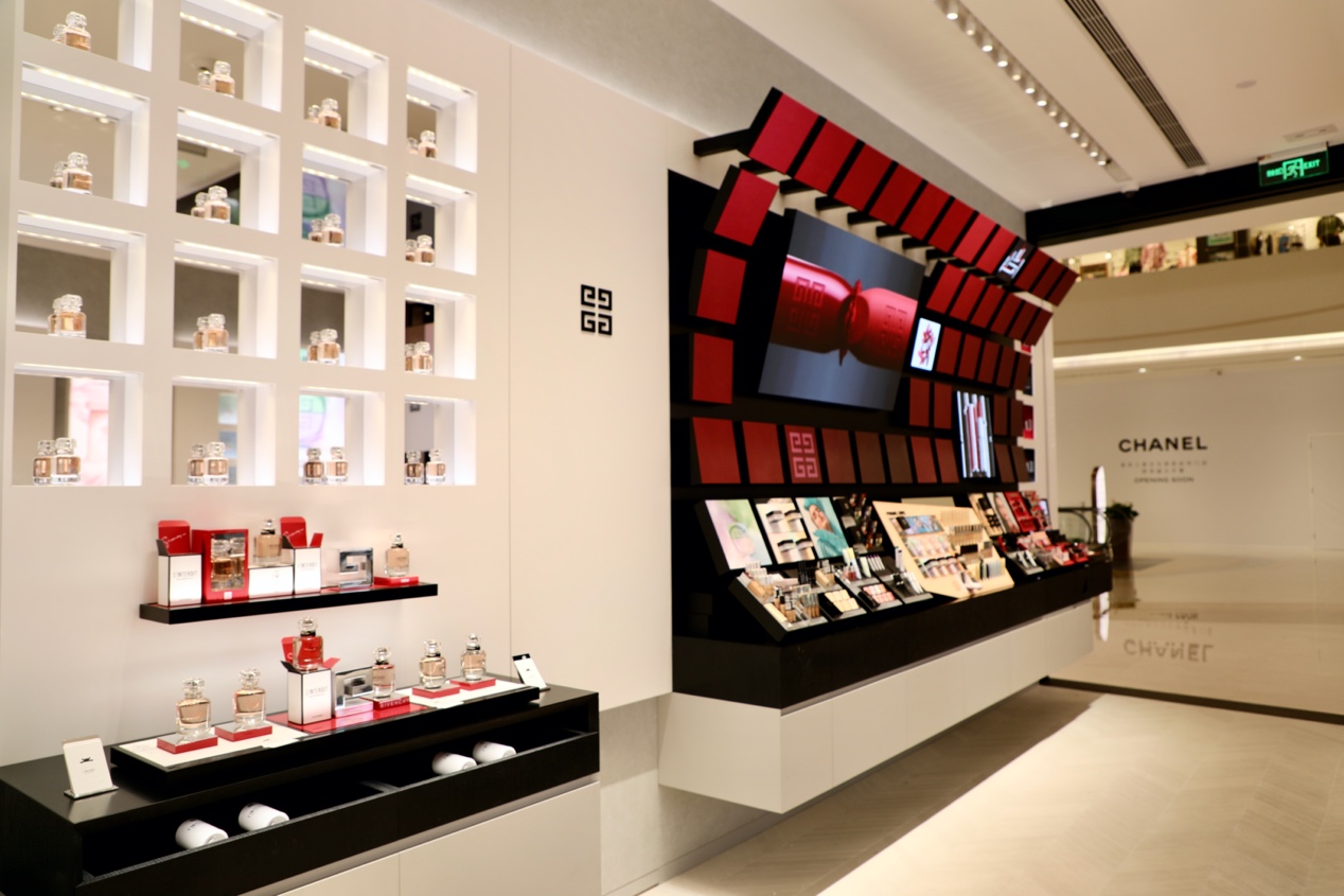 交一份高分精致美肤成绩单，高新这个商场助你达成保养KPI