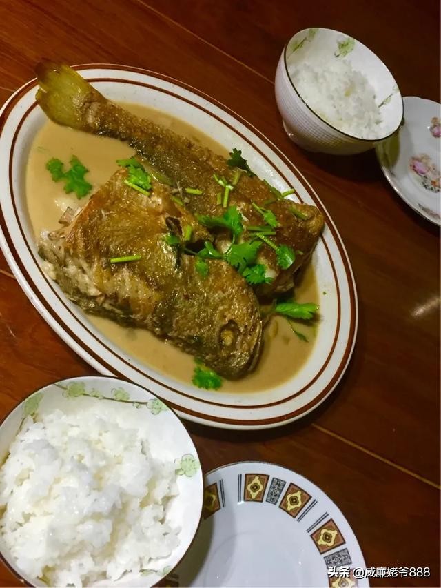 大厨教你炖黄花鱼,香嫩入味还不腥的炖鱼