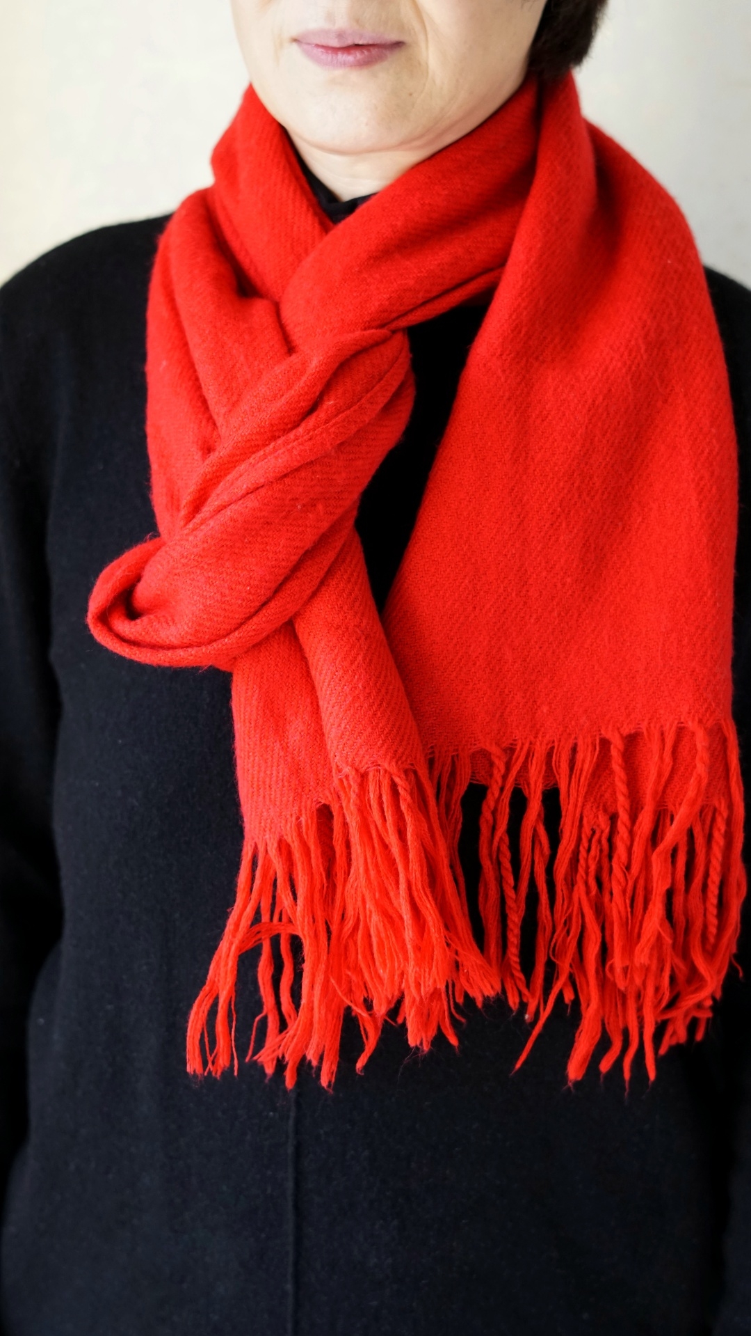 教你围巾系法显瘦搭配,韩式围巾的各种围法慢动作