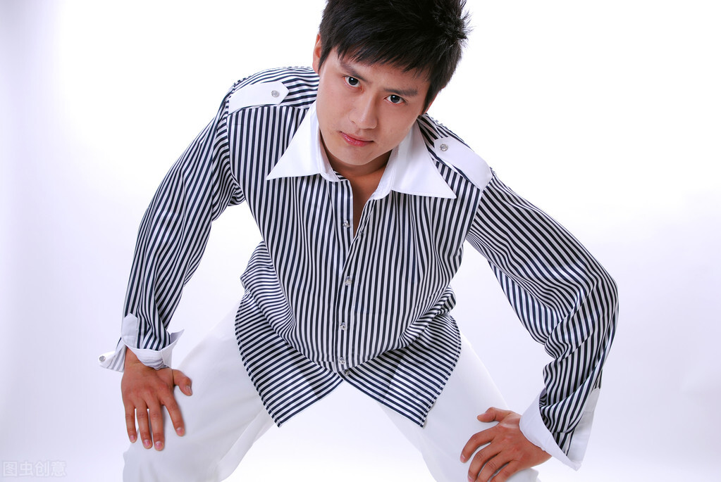 宸﹀彸閫㈡簮娓告垙,宸﹀彸閫㈡簮娓告垙澶у叏