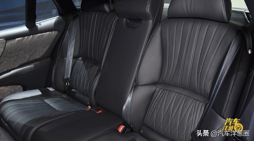 奔驰s级2015款s400l3.5自动,2021款奔驰s级450l4matic