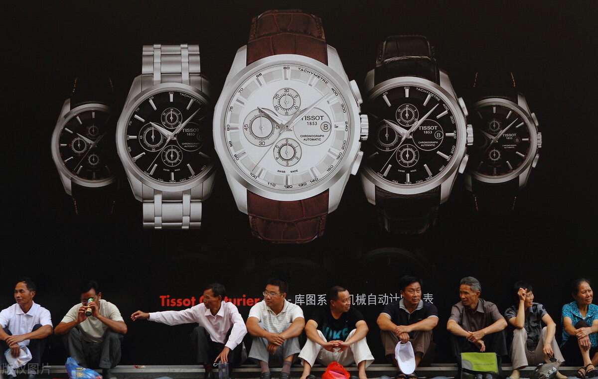 七夕节就送点简单的礼物,刚认识的女生七夕节送什么礼物