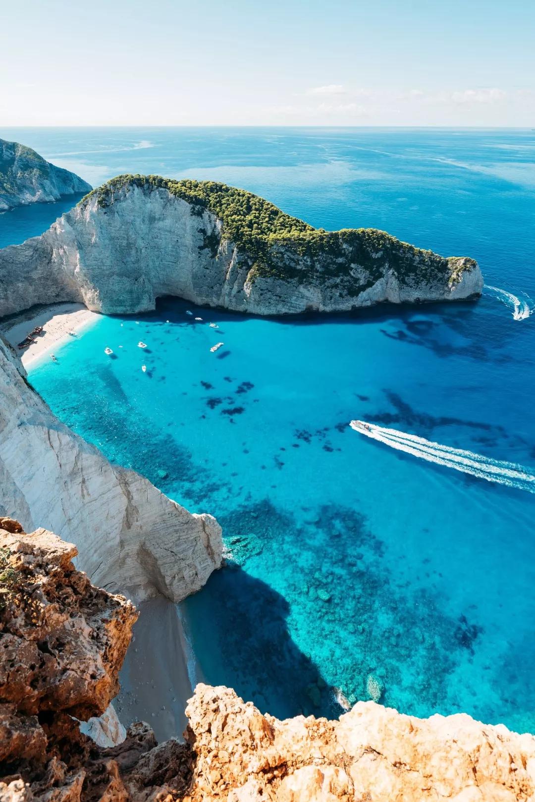 圣罗兰最经典的衣服,圣罗兰最经典款的衣服