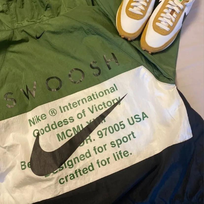 nike联名款卫衣套装,nike这件卫衣也太好看了吧