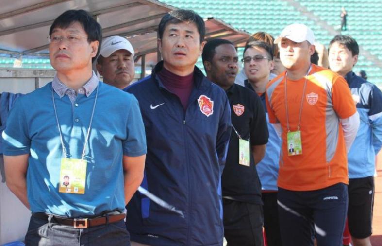 孙兴慜誓主场全力击败国足,里皮世界杯赢韩国孙兴慜