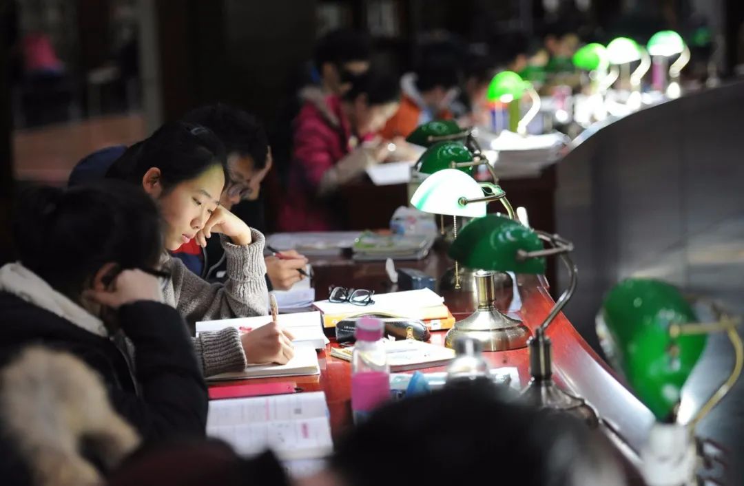 公考培训上市公司龙头,公考培训央企