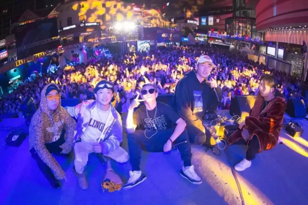 草莓音乐节地方,五月底草莓音乐节