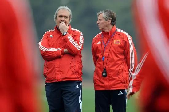 国足冲击世界杯血泪史：02年后世亚预最终阶段竟成奢望