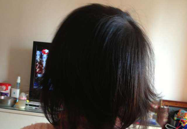 宝宝头发发黄怎么回事需要补什么,宝宝头发少发黄是什么原因