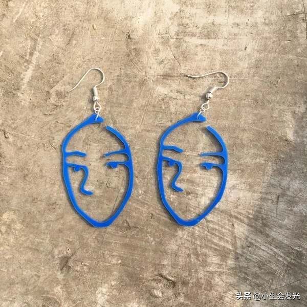 40岁女人适合佩戴什么首饰,17岁女孩适合戴什么样的首饰