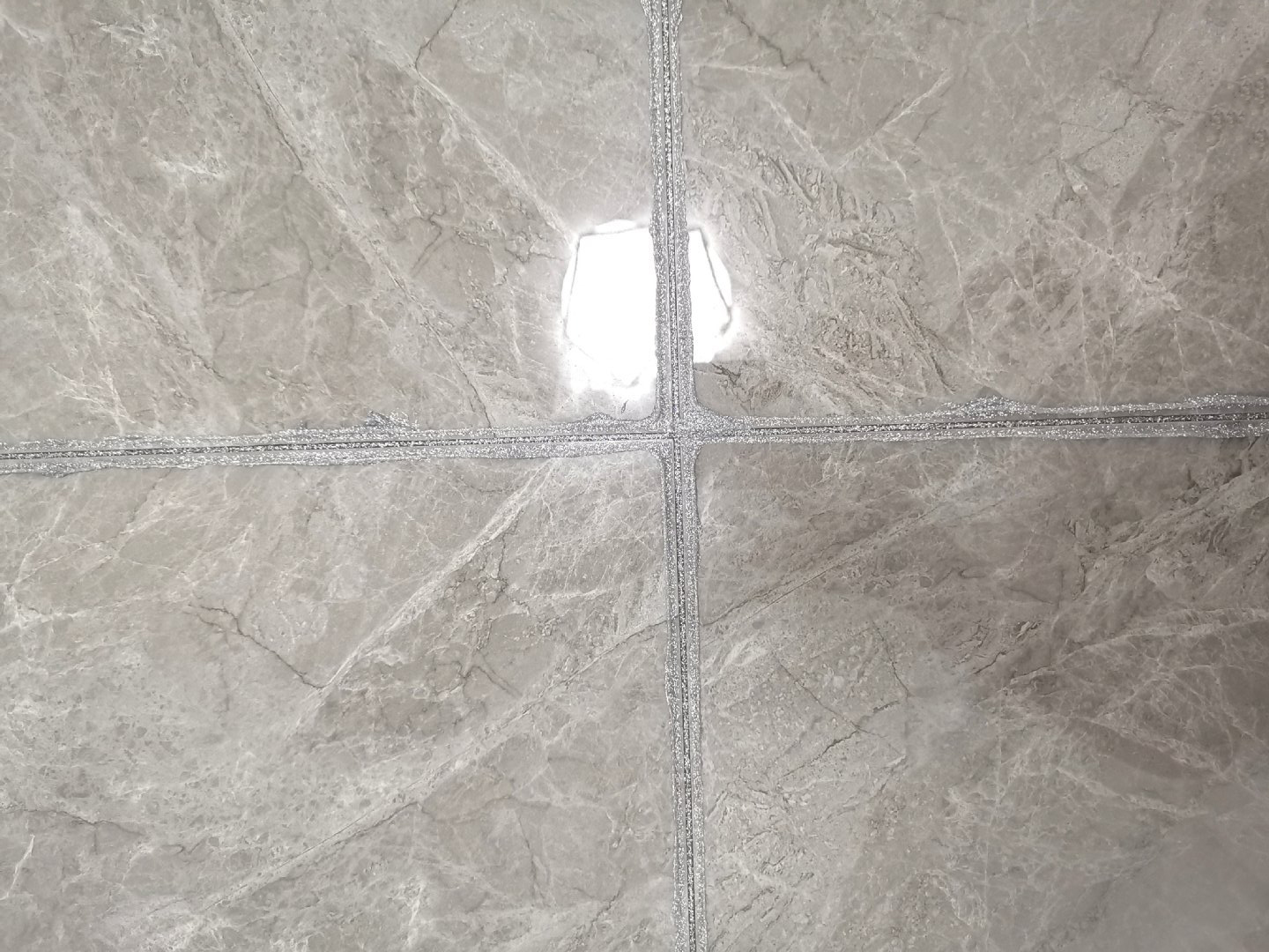 环氧彩砂勾缝剂100平方需多少材料,卫生间地面用勾缝剂还是环氧彩砂