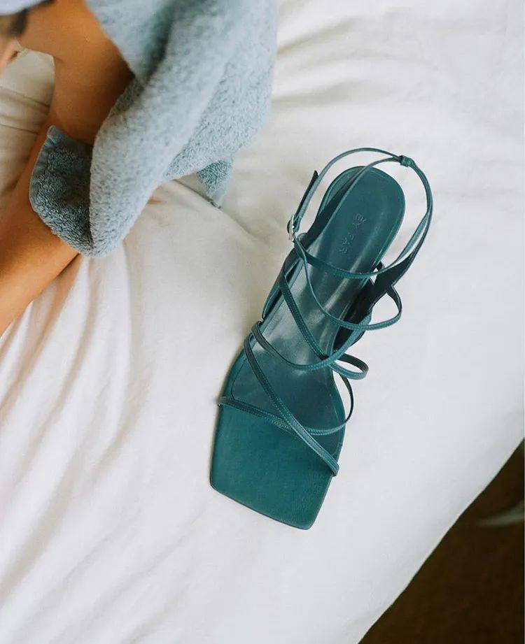 小众又高级的凉鞋,适合夏天穿的ins凉鞋