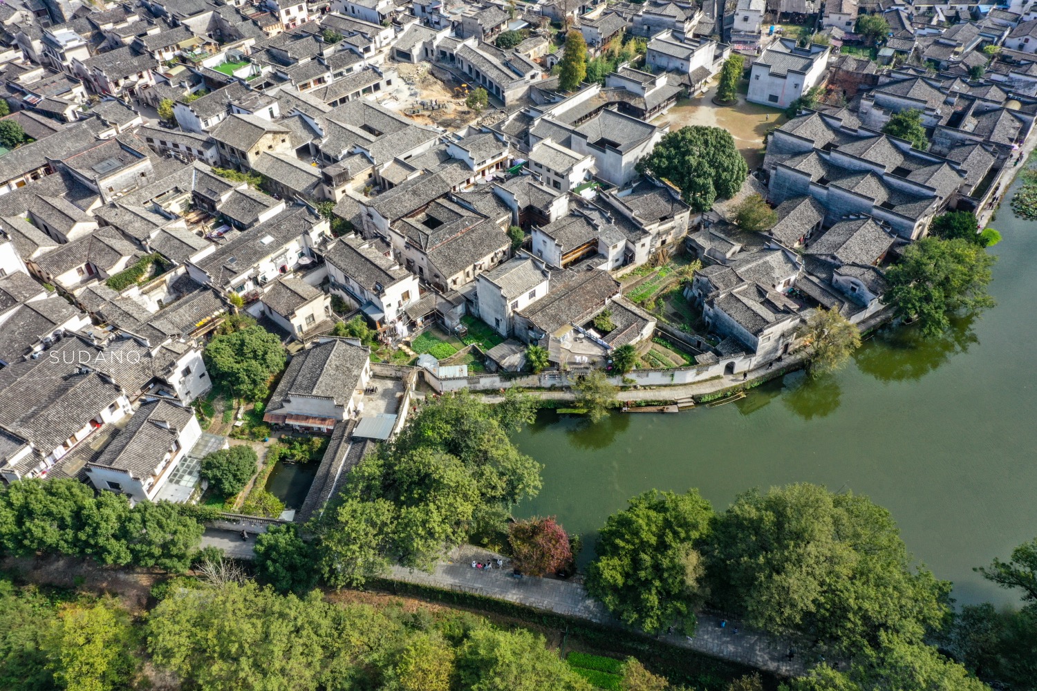 黄山宏村名气有多大,安徽宏村商业化严重么