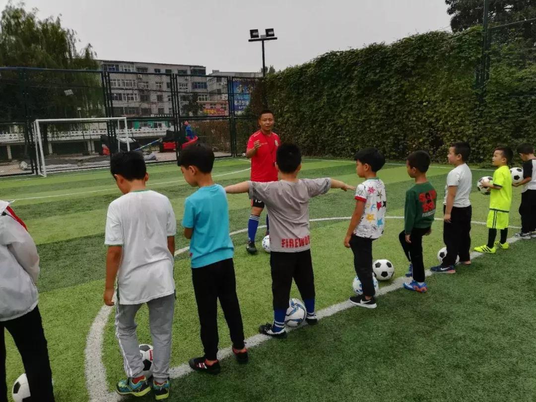 县城业余足球发展,在县城搞足球青训