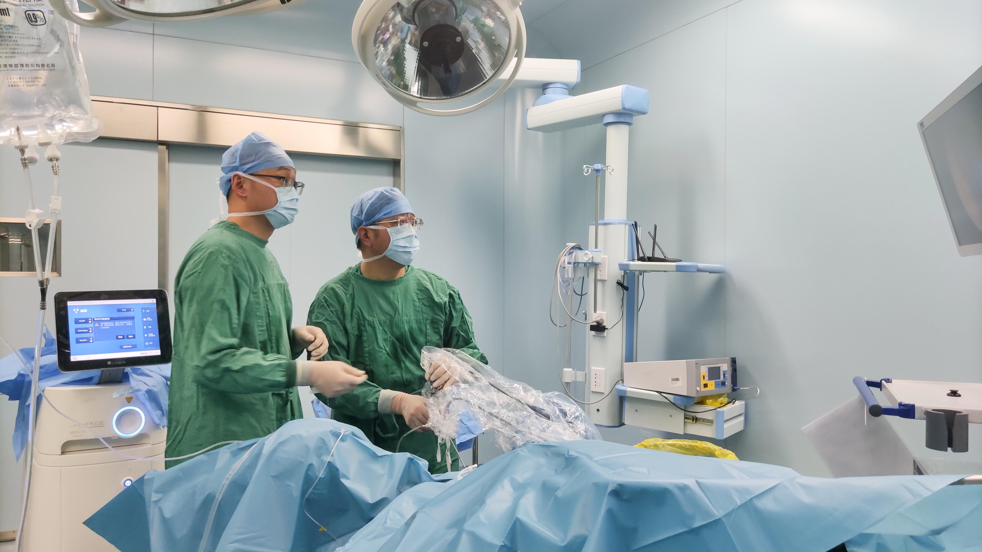 结石多大可以做体外冲击波碎石,男子排石失败肾结石堵输尿管