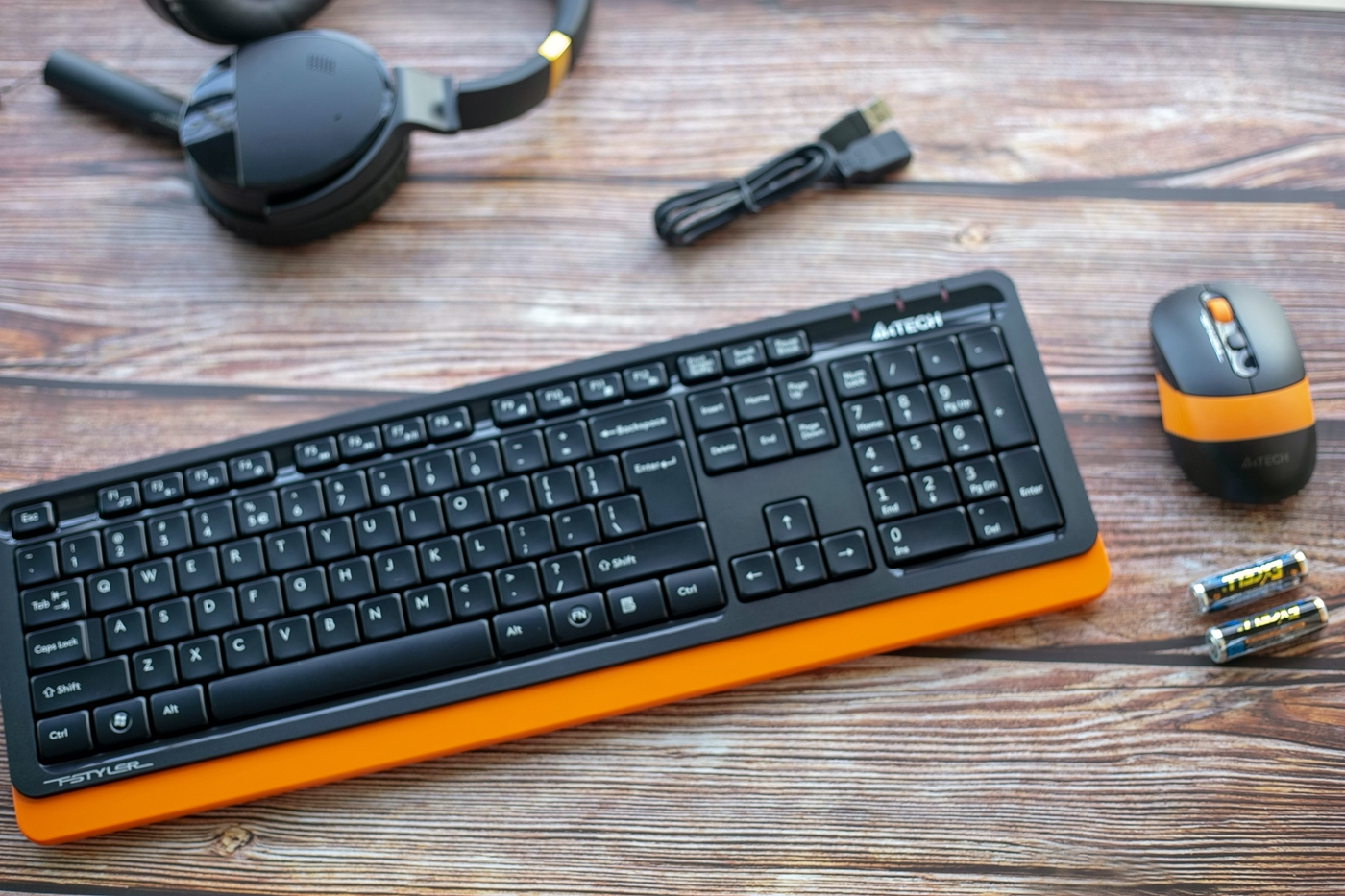 双飞燕f1010有线键鼠怎么样,双飞燕fg2000无线键鼠套装